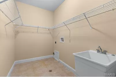 105 Lindbergh Place Way, Unincorporated, MO 63146 - Photo 15