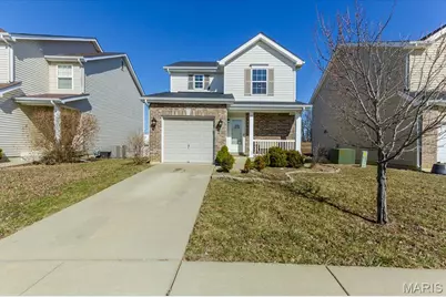 1027 Chesterfield Drive, Wentzville, MO 63385 - Photo 1