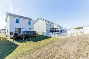 1027 Chesterfield Dr, Wentzville, MO 63385 - Photo 23