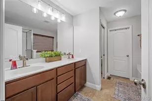 240 Victoria Park Ave, Wentzville, MO 63385 - Photo 15