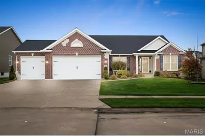 240 Victoria Park Avenue, Wentzville, MO 63385 - Photo 1