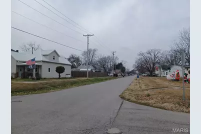 302 N 3rd Street, Chaffee, MO 63740 - Photo 3