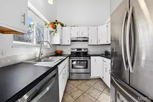 1527 Brittany Cove Cove, Cottleville, MO 63304 - Photo 13