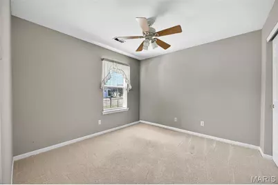 36 Willow Glen Drive, Saint Peters, MO 63376 - Photo 7