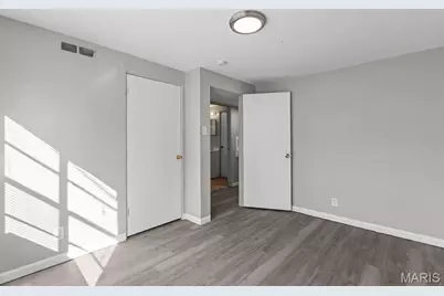 1000 Wild Cherry Lane, University City, MO 63130 - Photo 23