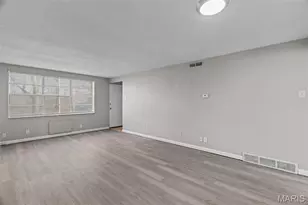 1000 Wild Cherry Ln, University City, MO 63130 - Photo 5