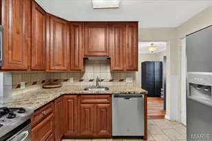 8508 Bryan Ave, Saint Louis, MO 63117 - Photo 11