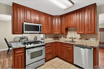 8508 Bryan Avenue, Saint Louis, MO 63117 - Photo 9