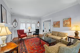 8 Lawn Pl, Saint Louis, MO 63110 - Photo 9