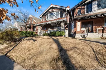 8 Lawn Place, Saint Louis, MO 63110 - Photo 3