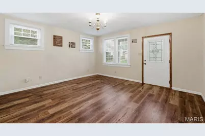 9512 Tennyson Avenue, Overland, MO 63114 - Photo 9