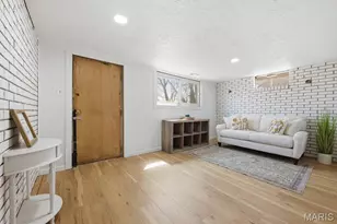 5332 Ville Angela Ln, Hazelwood, MO 63042 - Photo 23