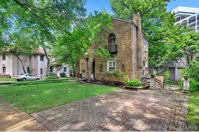 7667 Carswold Drive, Clayton, MO 63105 - Photo 3