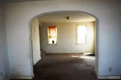 310 N Marguerite Avenue, Ferguson, MO 63135 - Photo 5