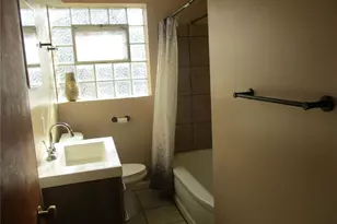 4410 Marcus Ave, Saint Louis, MO 63115 - Photo 11