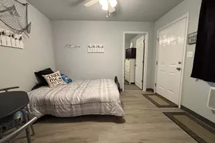 210 N 3rd St, Hunnewell, MO 63443 - Photo 11