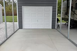 210 N 3rd St, Hunnewell, MO 63443 - Photo 23