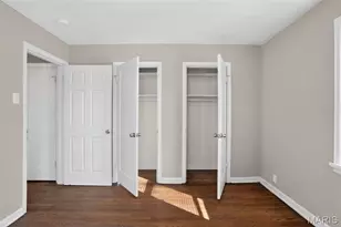 8910 Harold Dr, Saint Louis, MO 63134 - Photo 15