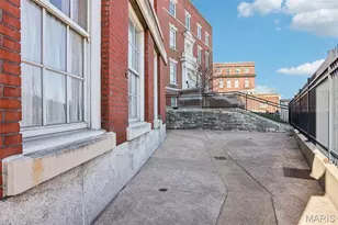 1515 Lafayette Ave, Saint Louis, MO 63104 - Photo 29