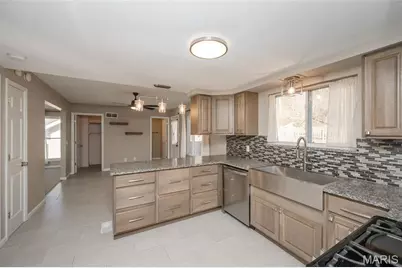 461 Elm Crossing Court, Ballwin, MO 63021 - Photo 11