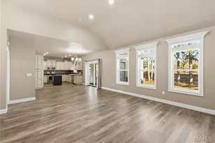 179 Autumn Breeze Dr, Poplar Bluff, MO 63901 - Photo 3