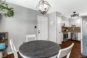 15094 Green Cir Dr, Chesterfield, MO 63017 - Photo 15