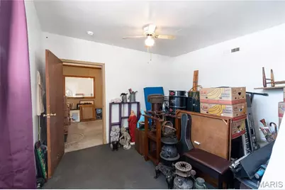 605 E Main Avenue, Cuba, MO 65453 - Photo 17