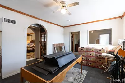 605 E Main Avenue, Cuba, MO 65453 - Photo 13