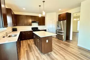 714 Switchgrass Dr, Wentzville, MO 63385 - Photo 3