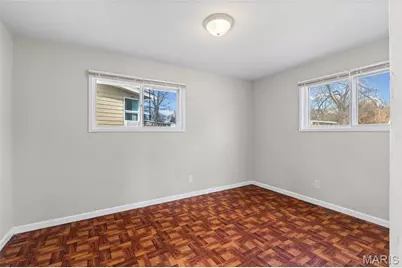 8379 Midwood Avenue, Saint Louis, MO 63134 - Photo 11