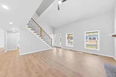 12768 Coachlight Square Drive, Florissant, MO 63033 - Photo 5