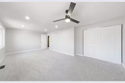 12768 Coachlight Square Drive, Florissant, MO 63033 - Photo 21