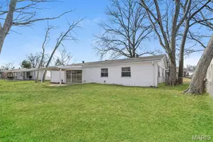 660 Brookstone Dr, Florissant, MO 63033 - Photo 19