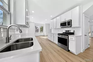 14 Armin Ln, Webster Groves, MO 63119 - Photo 7