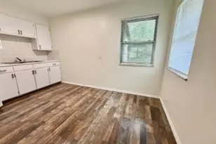 302 N Spring St, Shelbyville, MO 65565 - Photo 33