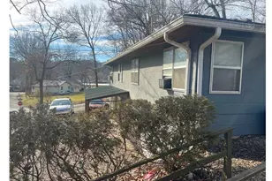 302 N Spring St, Shelbyville, MO 65565 - Photo 3