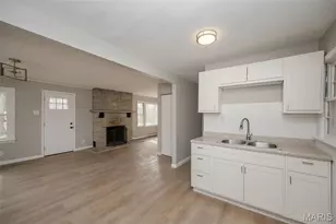 7320 Cedar Dr, Cedar Hill, MO 63016 - Photo 9