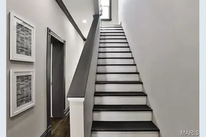 1916 S 12th Street, Saint Louis, MO 63104 - Photo 23