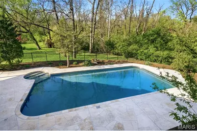 824 Bluespring Lane, Frontenac, MO 63131 - Photo 3
