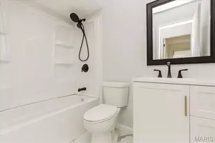 5489 Limerick Dr, Saint Louis, MO 63128 - Photo 15