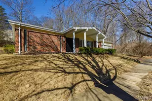 5489 Limerick Dr, Saint Louis, MO 63128 - Photo 3