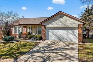 4847 Lowndes Dr, Saint Louis, MO 63129 - Photo 3