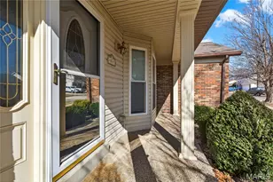 4847 Lowndes Dr, Saint Louis, MO 63129 - Photo 5