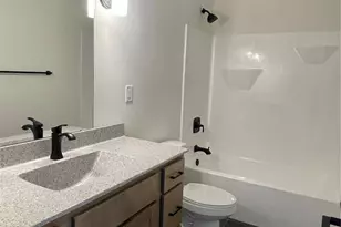 513 Clark's Xing, Moscow Mills, MO 63362 - Photo 7