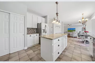 2026 Avalon Mist Circle, O'Fallon, MO 63368 - Photo 15