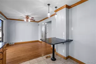 10915 Three Ct Dr, Saint Louis, MO 63123 - Photo 11