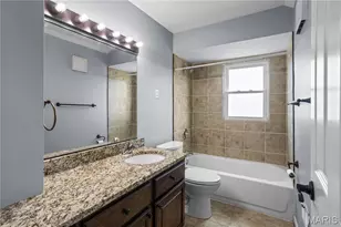 10915 Three Ct Dr, Saint Louis, MO 63123 - Photo 21