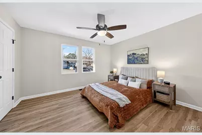 370 Marywood Court, Ballwin, MO 63021 - Photo 5