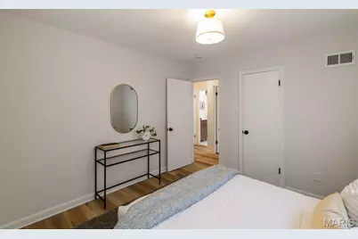 6823 Julian Avenue, University City, MO 63130 - Photo 27
