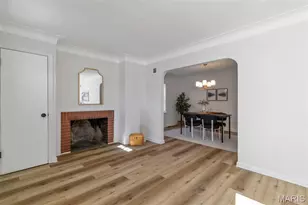 6823 Julian Ave, University City, MO 63130 - Photo 11